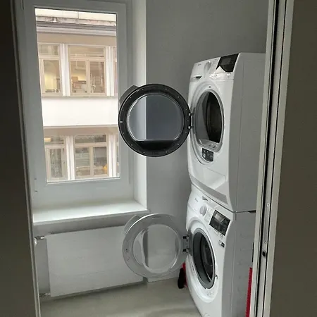 2 In District 4 Zurich