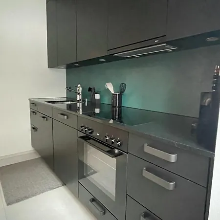 2 In District 4 Zurich